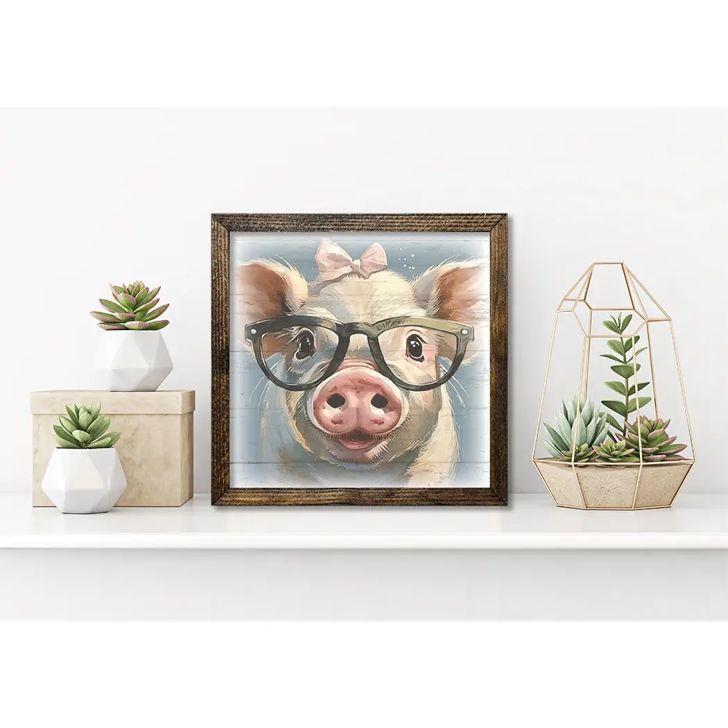 TIMBERLAND FRAME GIRL PIG WITH GLASSES