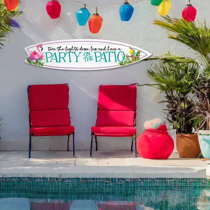 SURF BOARD WALL ACCENT PARTY ON THE PATIO