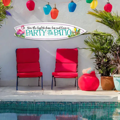 SURF BOARD WALL ACCENT PARTY ON THE PATIO